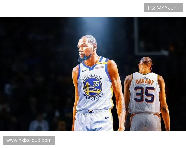 原创一夜三神迹！杜兰特比肩哈登，亚历山大超张伯伦，东契奇甩开詹皇